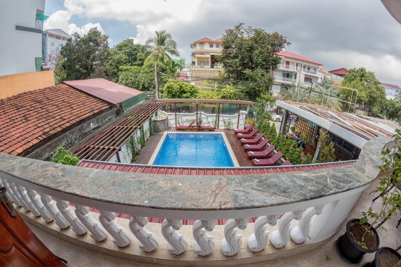 Poolside Villa Phnom Penh Exterior foto