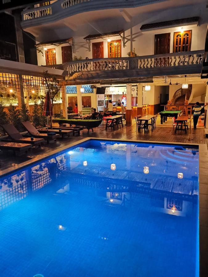 Poolside Villa Phnom Penh Exterior foto