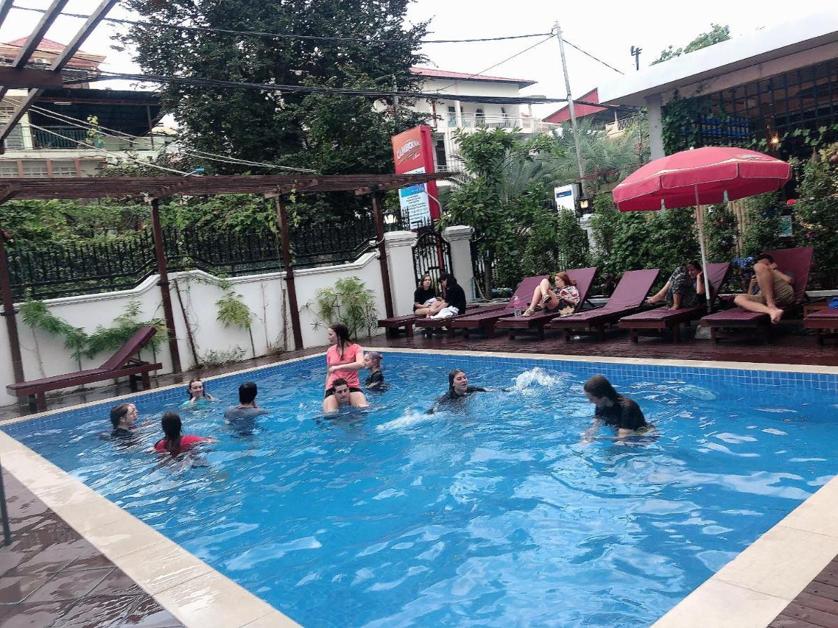 Poolside Villa Phnom Penh Exterior foto