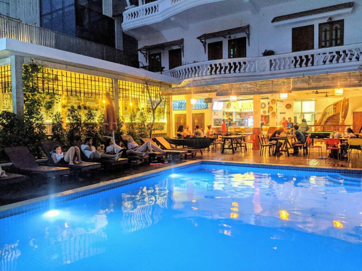 Poolside Villa Phnom Penh Exterior foto